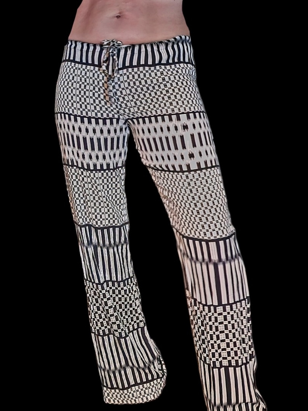 Black & White Geometric Wide-Leg Lounge Pants